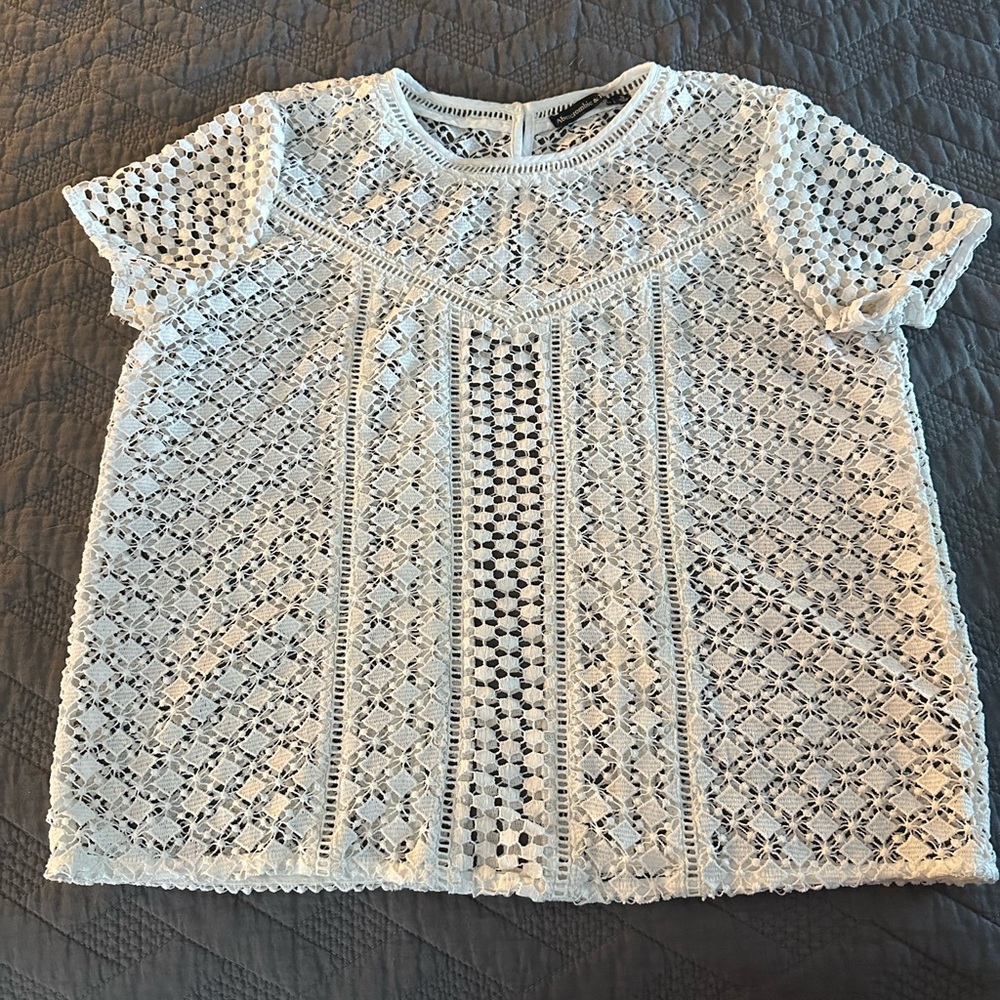 Abercrombie & Fitch white lace shirt